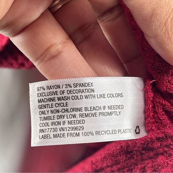 Knox Rose Red Long Sleeve Waffle Knit Tie Hem Button Front Lace Panel Top 2X - Picture 12 of 14